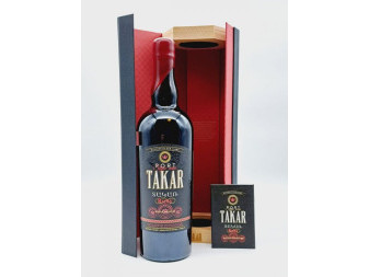 Armenia Takar Ruby 17.5% - sladké červené víno/ dřevěný box - Arménie - 0,75L